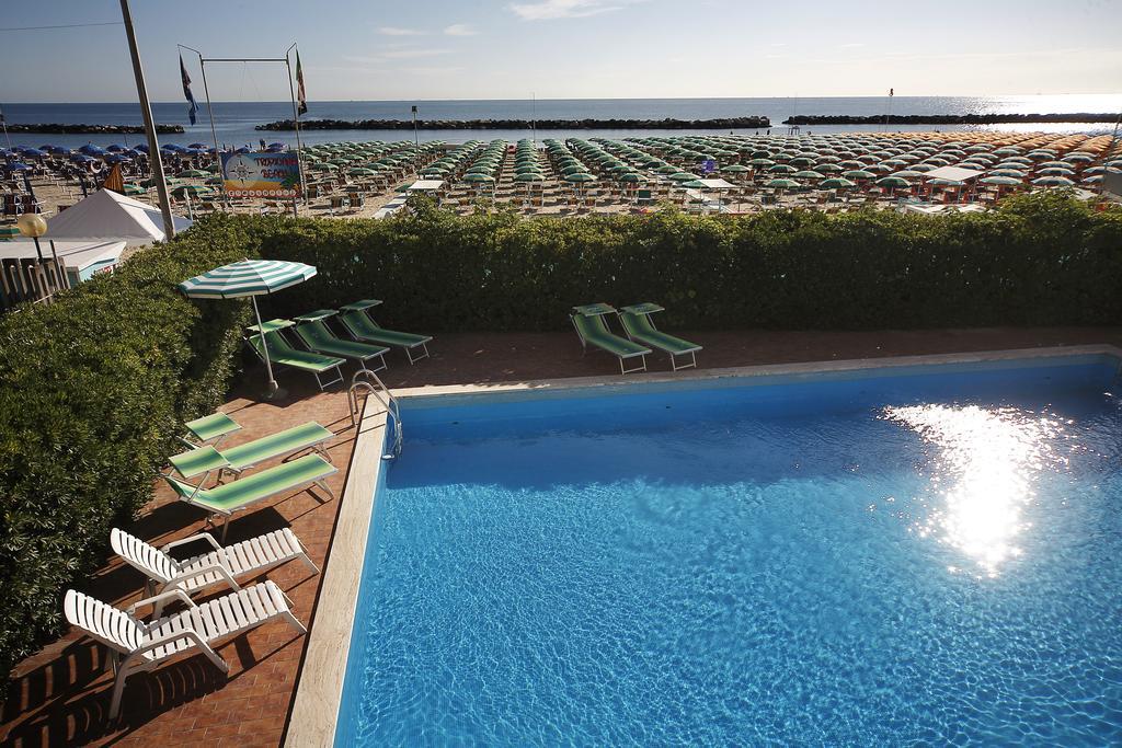 Hotel Villa Sole Resort Μπελάρια-Ιτζέα Μαρίνα Εξωτερικό φωτογραφία