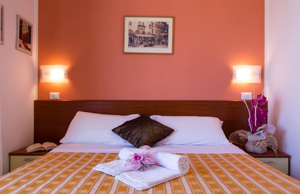Hotel Villa Sole Resort Μπελάρια-Ιτζέα Μαρίνα Δωμάτιο φωτογραφία