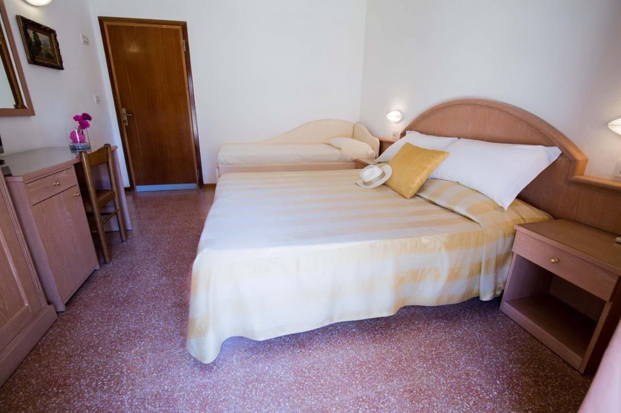 Hotel Villa Sole Resort Μπελάρια-Ιτζέα Μαρίνα Εξωτερικό φωτογραφία
