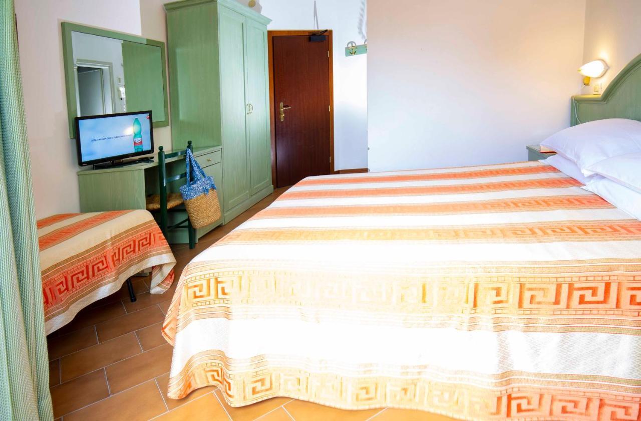 Hotel Villa Sole Resort Μπελάρια-Ιτζέα Μαρίνα Εξωτερικό φωτογραφία